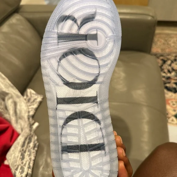 Dior Jordan 1’s - Picture 4 of 15